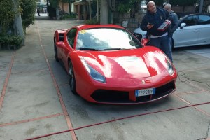 mini-Ferrari-488-spider